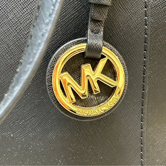 MICHAEL KORS East West “Jet Set” Saffiano Leather Top Zip Tote Shoulder Bag - Picture 2 of 9